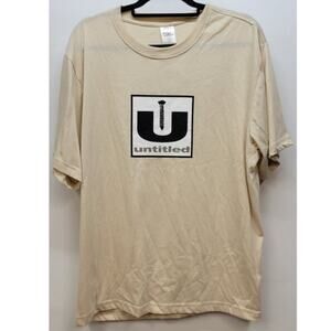 Designs Untitled Graphic T-shirt Size Large